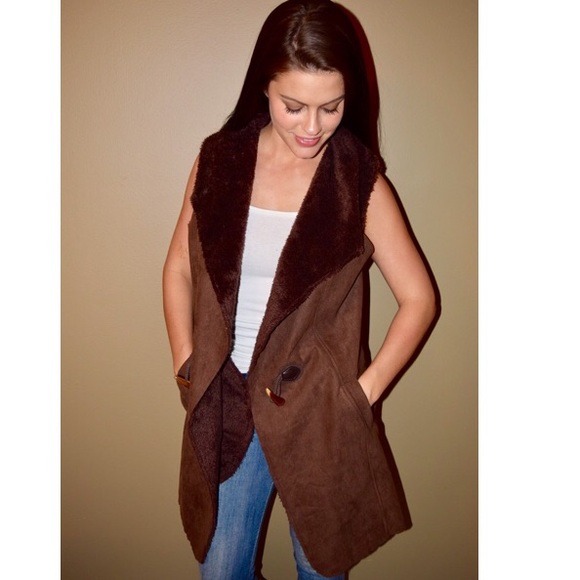 Brown faux fur Vest