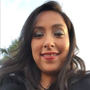 Meet your Posher, Obdulia