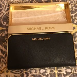 Michael Kors wallet