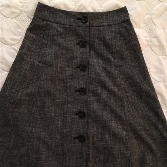 Banana Republic grey and black skirt
