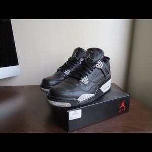 Air Jordan 4 oreos