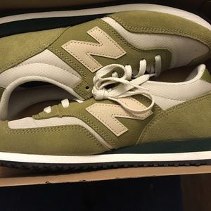 Women's New Balance New