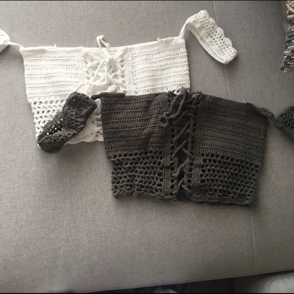 ✨Crochet off the shoulder crop top✨ - Picture 4 of 4