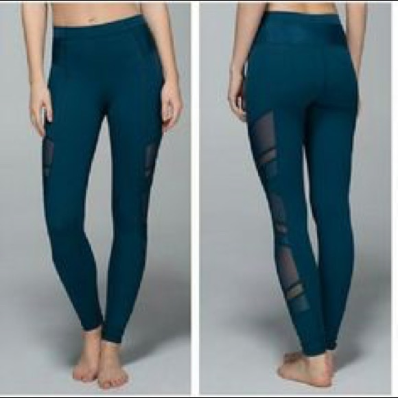 Lululemon Just Breathe pant in Alberta Lake