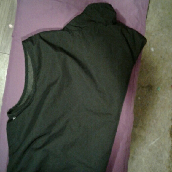 Heavy Vest - Picture 2 of 2