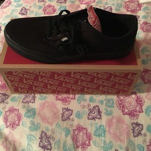 Vans Shoes - Vans Atwood black canvas sneakers youth size 5 Vans Shoes - Vans Atwood black canvas sneakers youth size 5
