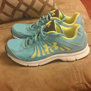 Womens under armour size 8.5