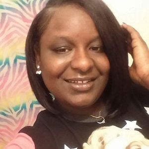 Meet your Posher, Tennisha