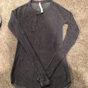 Lululemon sweater size 12