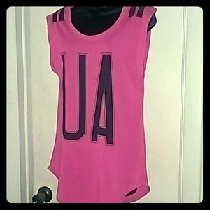 UNDER ARMOUR TOP