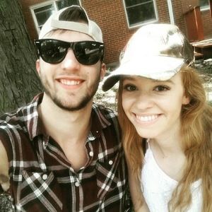 Meet your Posher, Derek