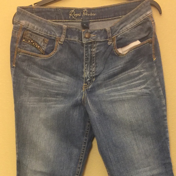 Royal Premium Jeans - Picture 2 of 2