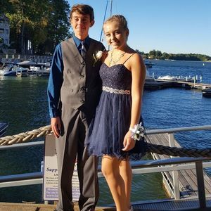 Meet your Posher, Annelise