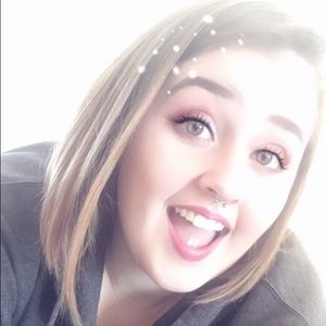 Meet your Posher, Abby