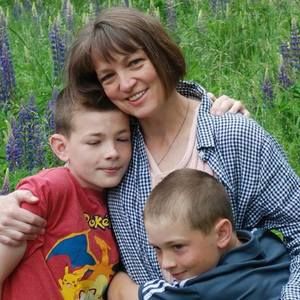 Meet your Posher, Alyson