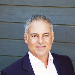 Meet your Posher, Eric