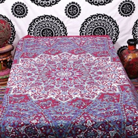 Mandala Bohemian Large Tapestry 60 X 90 Inches - Picture 3 of 3