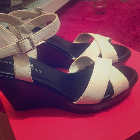 American Eagle by Payless Shoes - Wedge