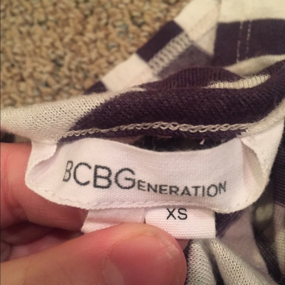 Top - Picture 3 of 3