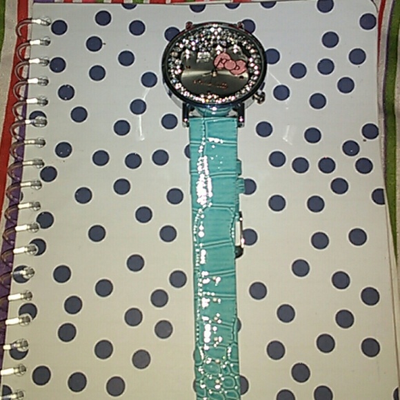 Hello Kitty Watch - Picture 3 of 4