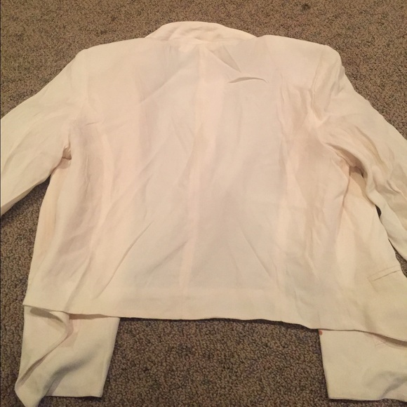 Blazer - Picture 2 of 3