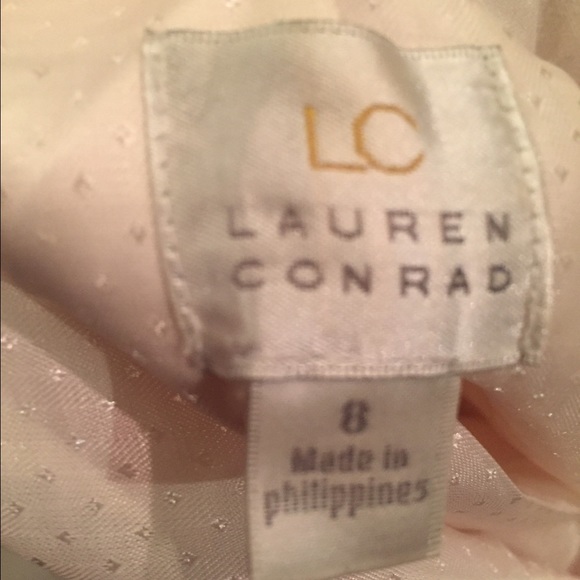 Blazer - Picture 3 of 3