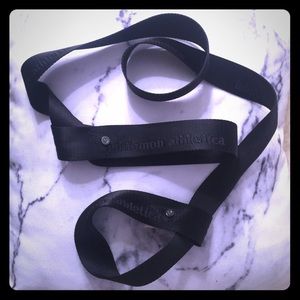 Lululemon Black Loop It Up Mat Strap