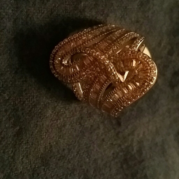Ring - Picture 2 of 3