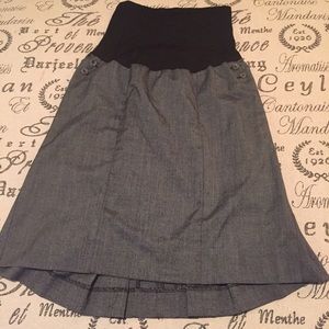 Motherhood Maternity Skirts - Maternity skirt size large Motherhood Maternity Skirts - Maternity skirt size large
