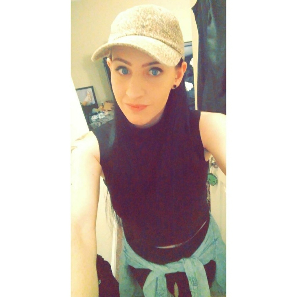 Meet your Posher, Brittany