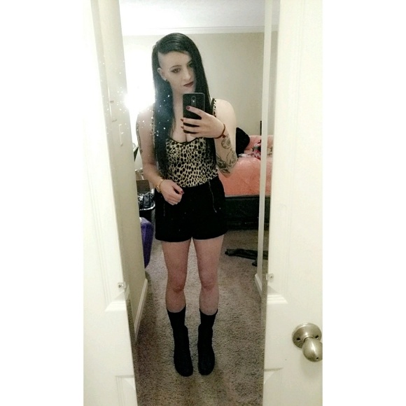 Meet your Posher, Brittany - Picture 3 of 4