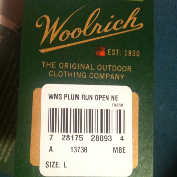 Cute Plum Run Open Neck Crew Sweater. - Picture 4 of 4