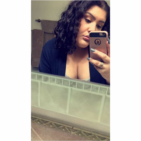 Meet your Posher, Jasmine