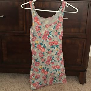Mossimo flower tank top