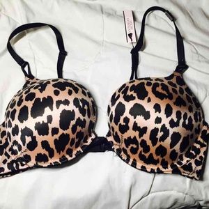 NWT Victoria's Secret Bombshell 36C