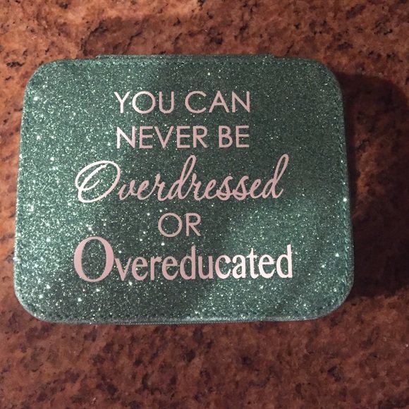 Accessories - Travel jewelry box