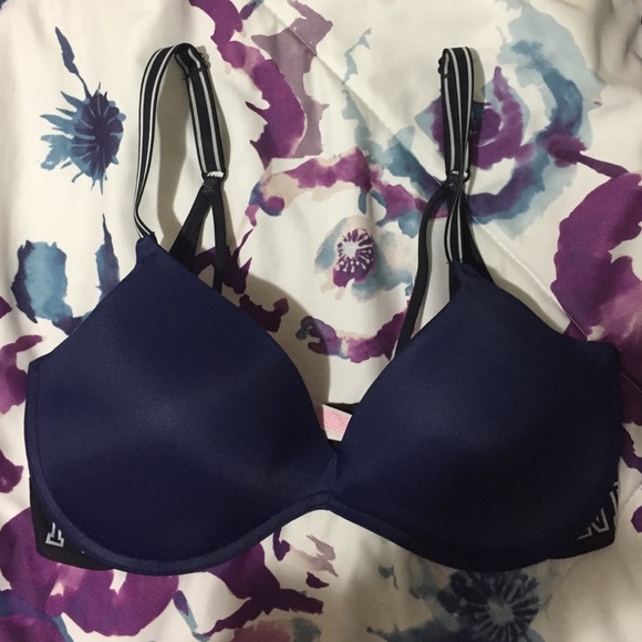 VICTORIA'S SECRET PINK PUSH UP BRA