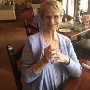 Meet your Posher, Nancy