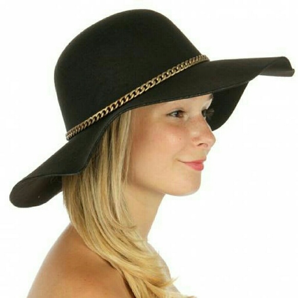 ❎SOLD❎Black Floppy Hat - Picture 2 of 4
