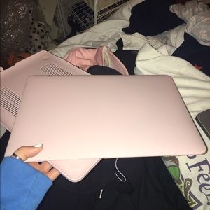 Hard Rose Quartz MacBook Pro 13inch case