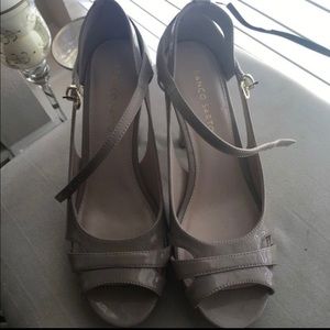 Meet your Posher, Ana