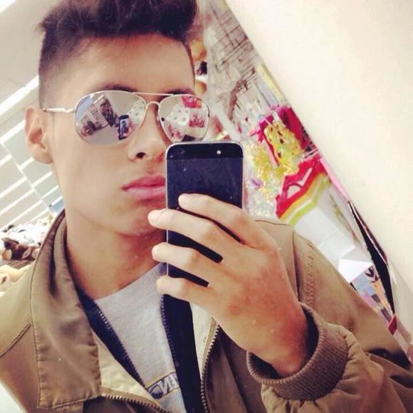 Meet your Posher, Joey - Picture 1 of 1