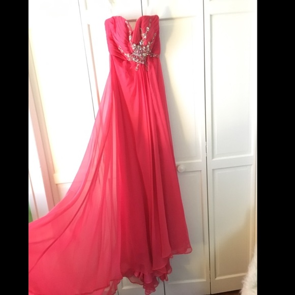 Sherri Hill Prom Dress - Picture 4 of 4