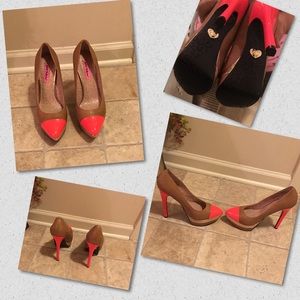 6" Betsy Johnson pumps tan/orange great pump
