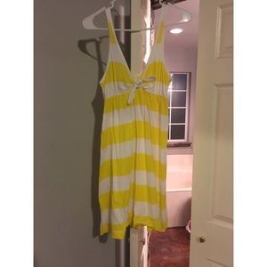 Yellow/white dress