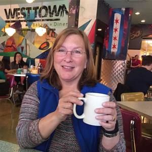 Meet your Posher, Laura