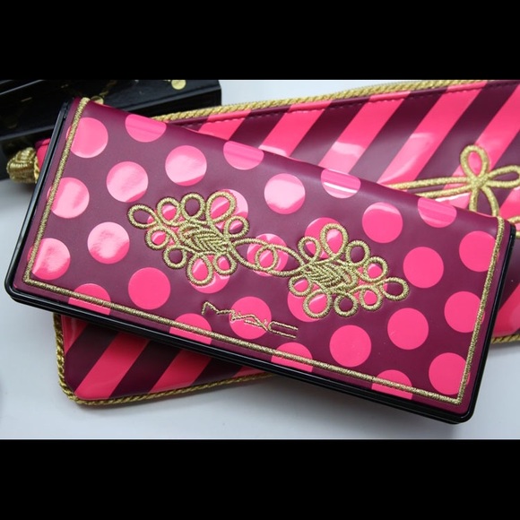 2016 Holiday Pallette