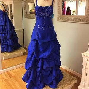 SiZe 16 ball gown