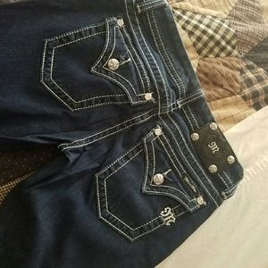 Size 28 Skinny Miss Me Jeans Inseam 33.