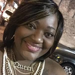 Meet your Posher, Tiacola